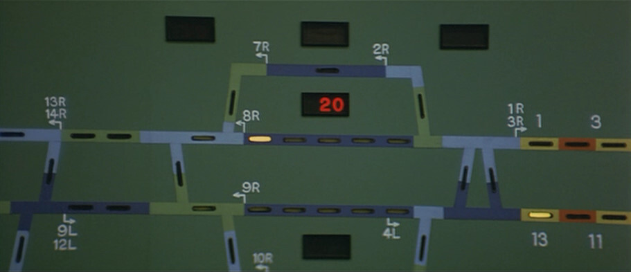 先行のひかり138号…