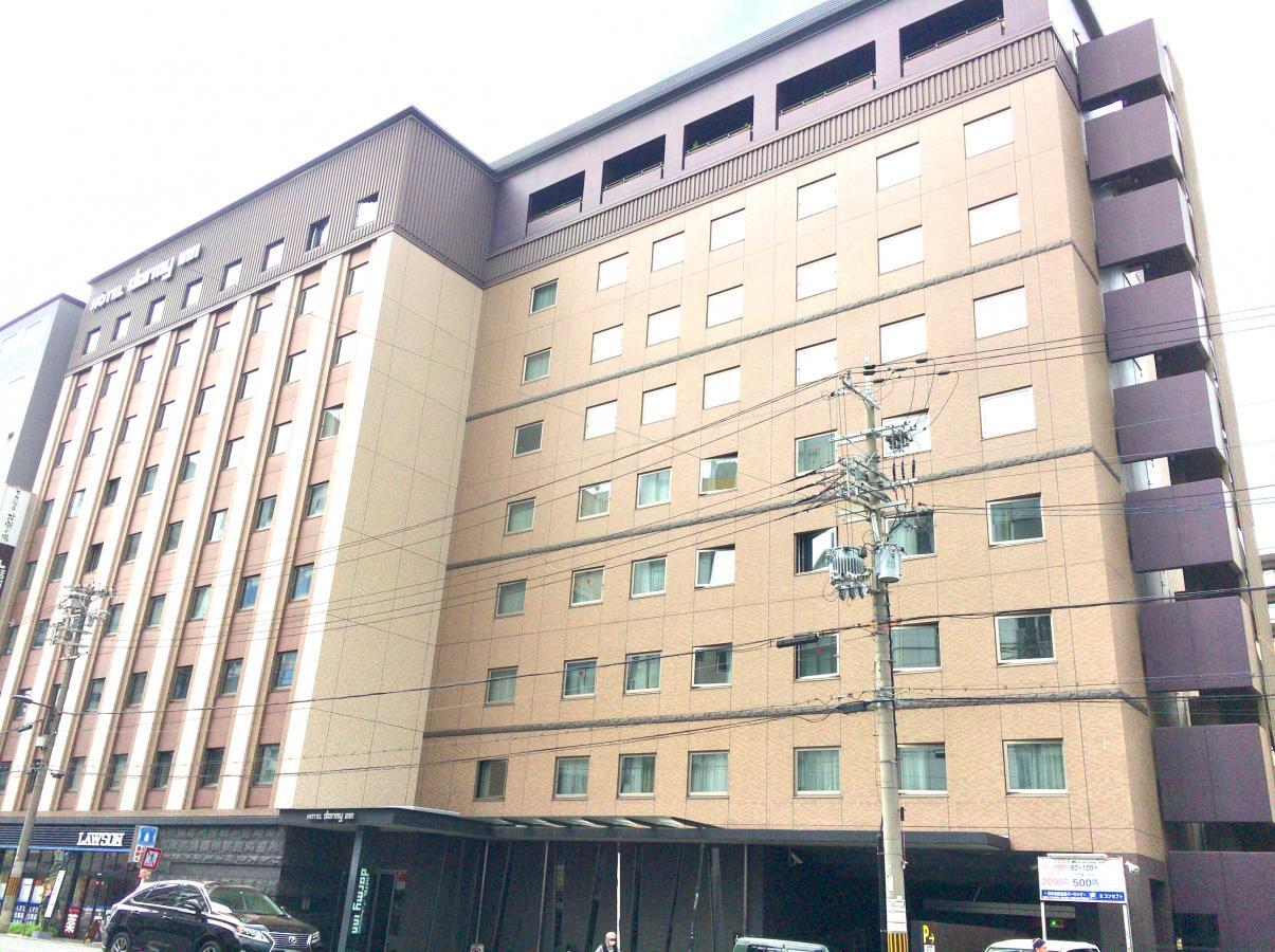 新型コロナウイルスの…