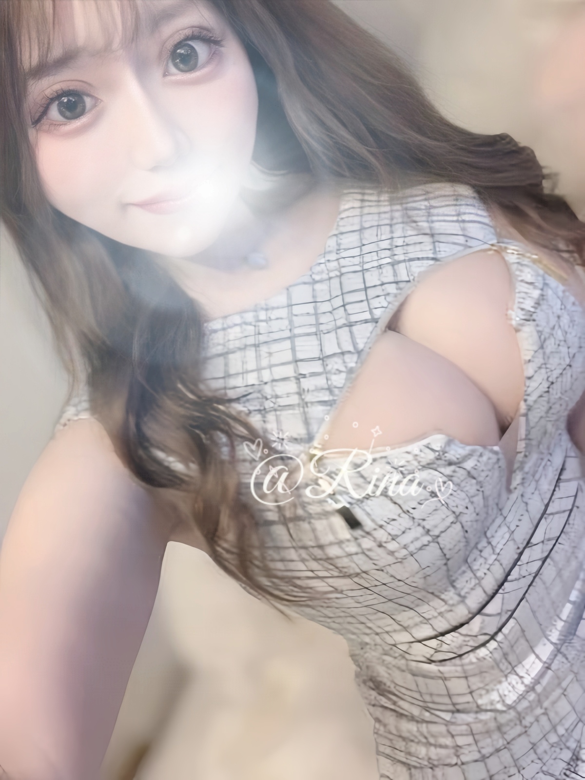 東京のホテルで女の子…