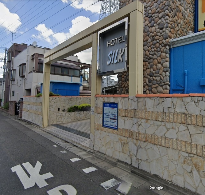 瀬戸大也の不倫相手 …