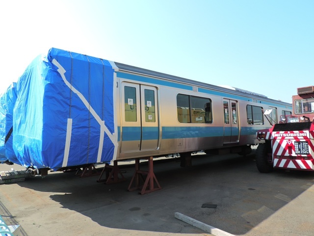川崎駅で脱線転覆した…