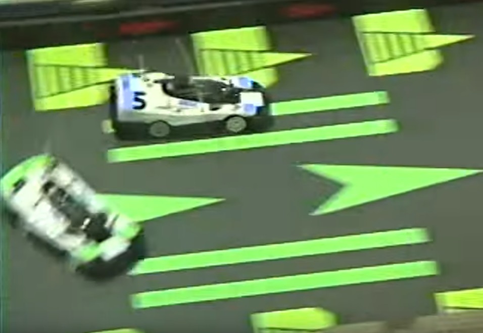 CCDカメラを搭載し…