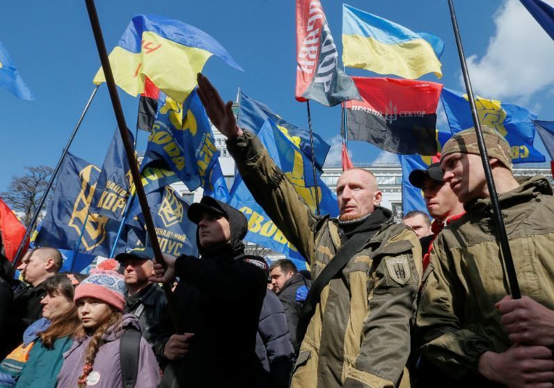 殺人鬼を崇拝するウク…