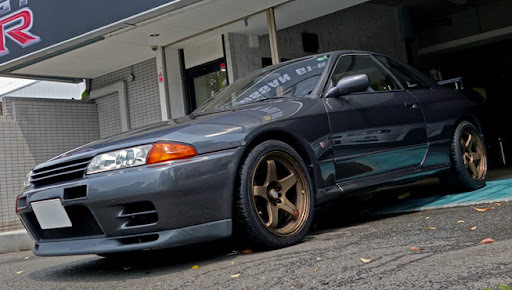 日産スカイラインGT…