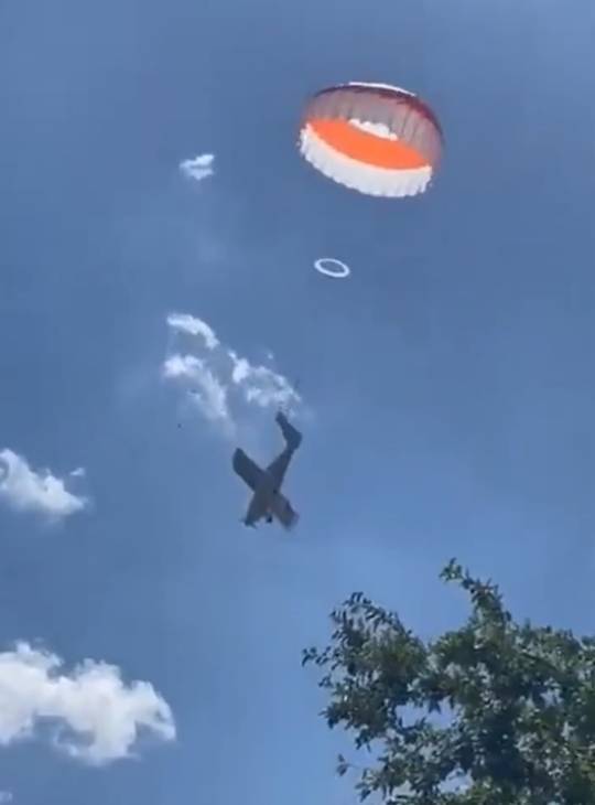 最近の墜落事故の様子…