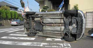 公道を我が物顔で走る…