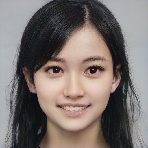 黒髪が似合う人は共通…