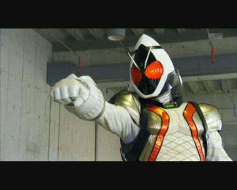 こんな仮面ライダーは…