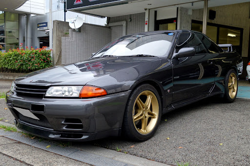 日産スカイラインGT…