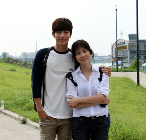 今日から姉が嫁になる…