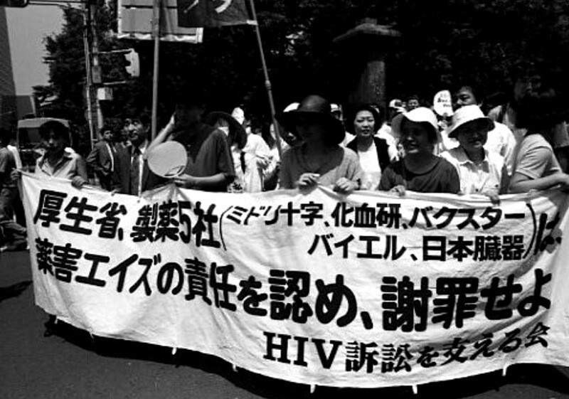 ワクチン接種で死亡し…