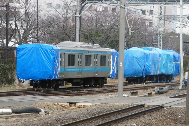 川崎駅で脱線転覆した…