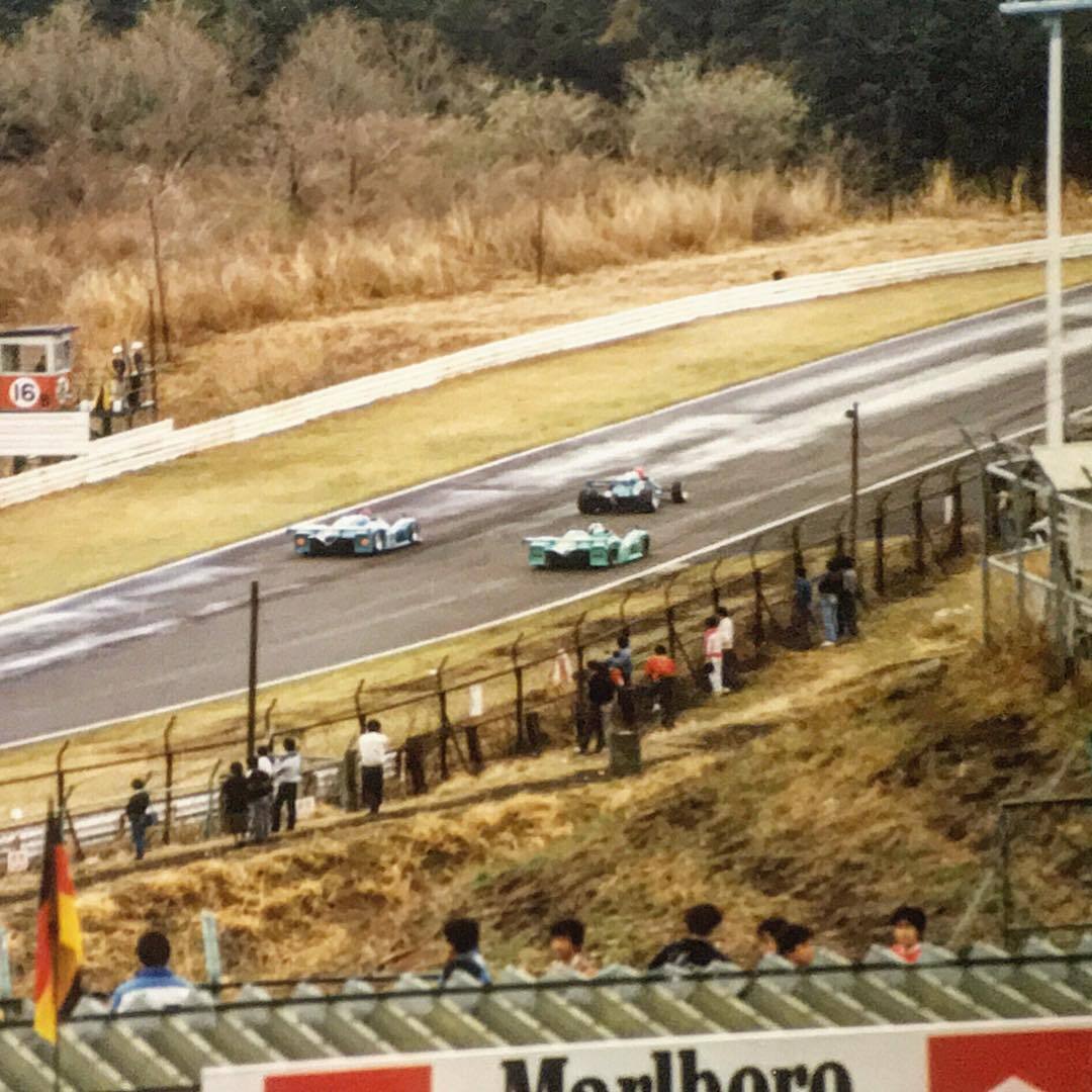 あるレーサーの死　萩…